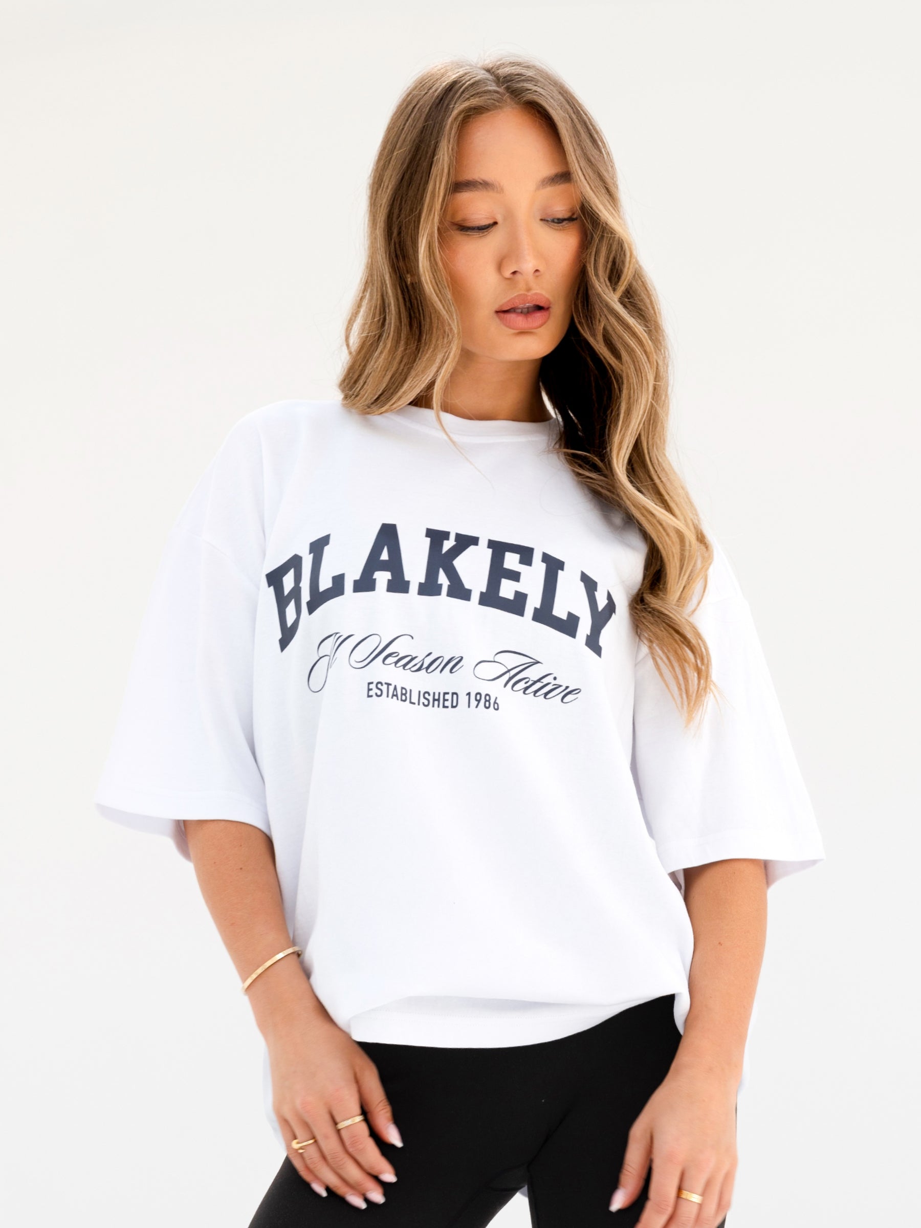 Melrose Ultra Oversized T-Shirt - White & True Navy