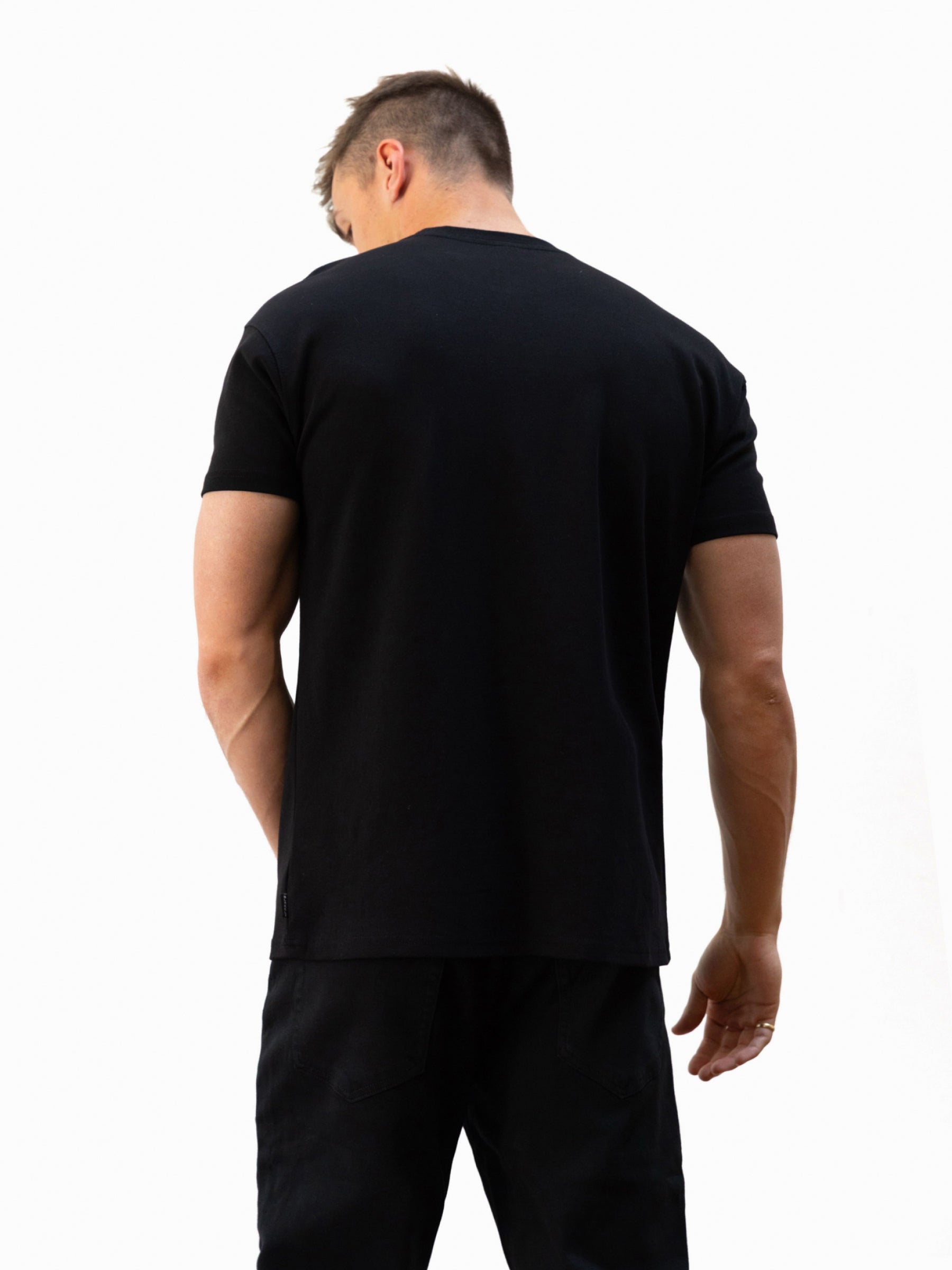 Legacy Relaxed T-Shirt - Black