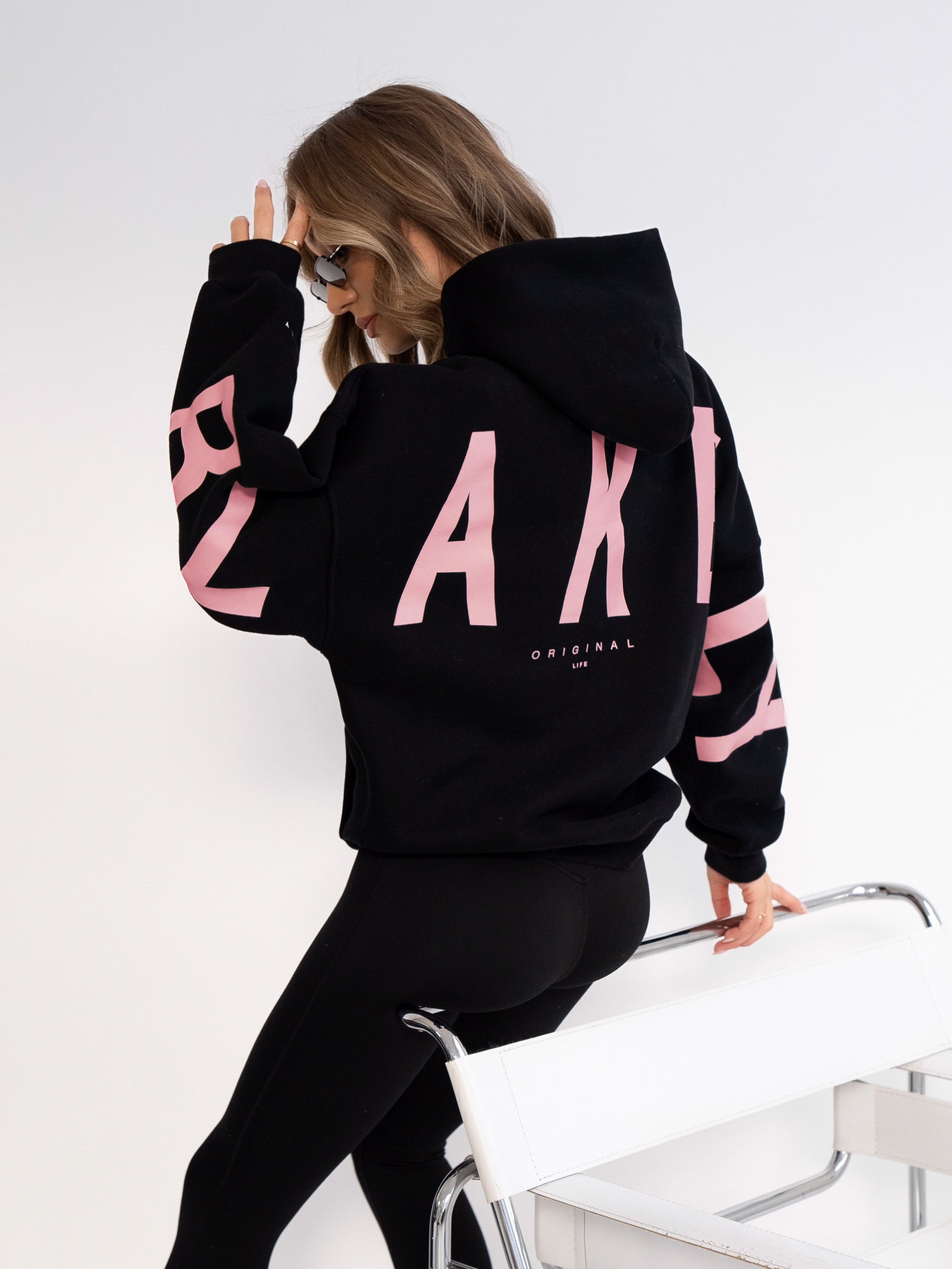 Members Isabel Oversized Hoodie - Black & Pink