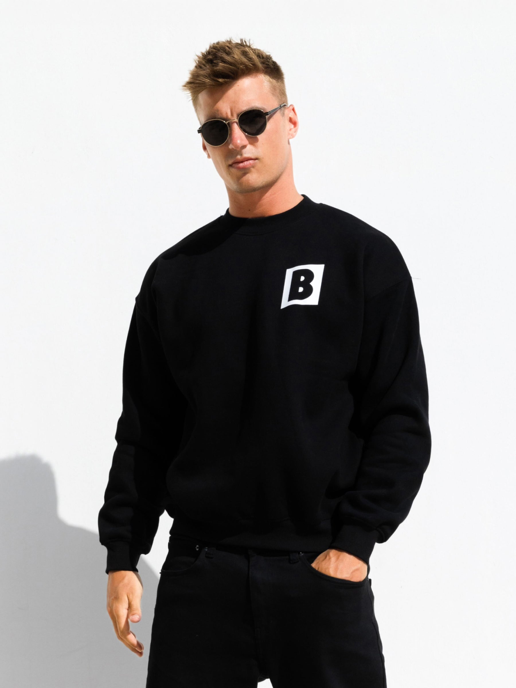 Offset Relaxed Jumper - Black