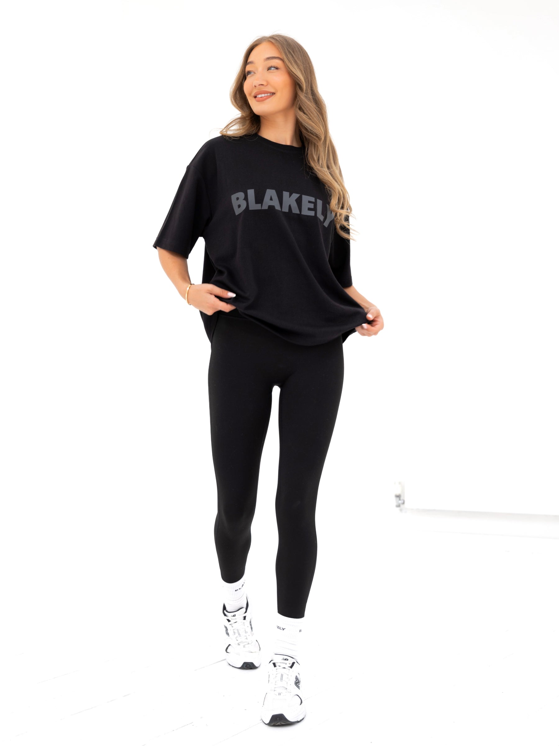 Studio Ultra Oversized T-Shirt - Tonal Black