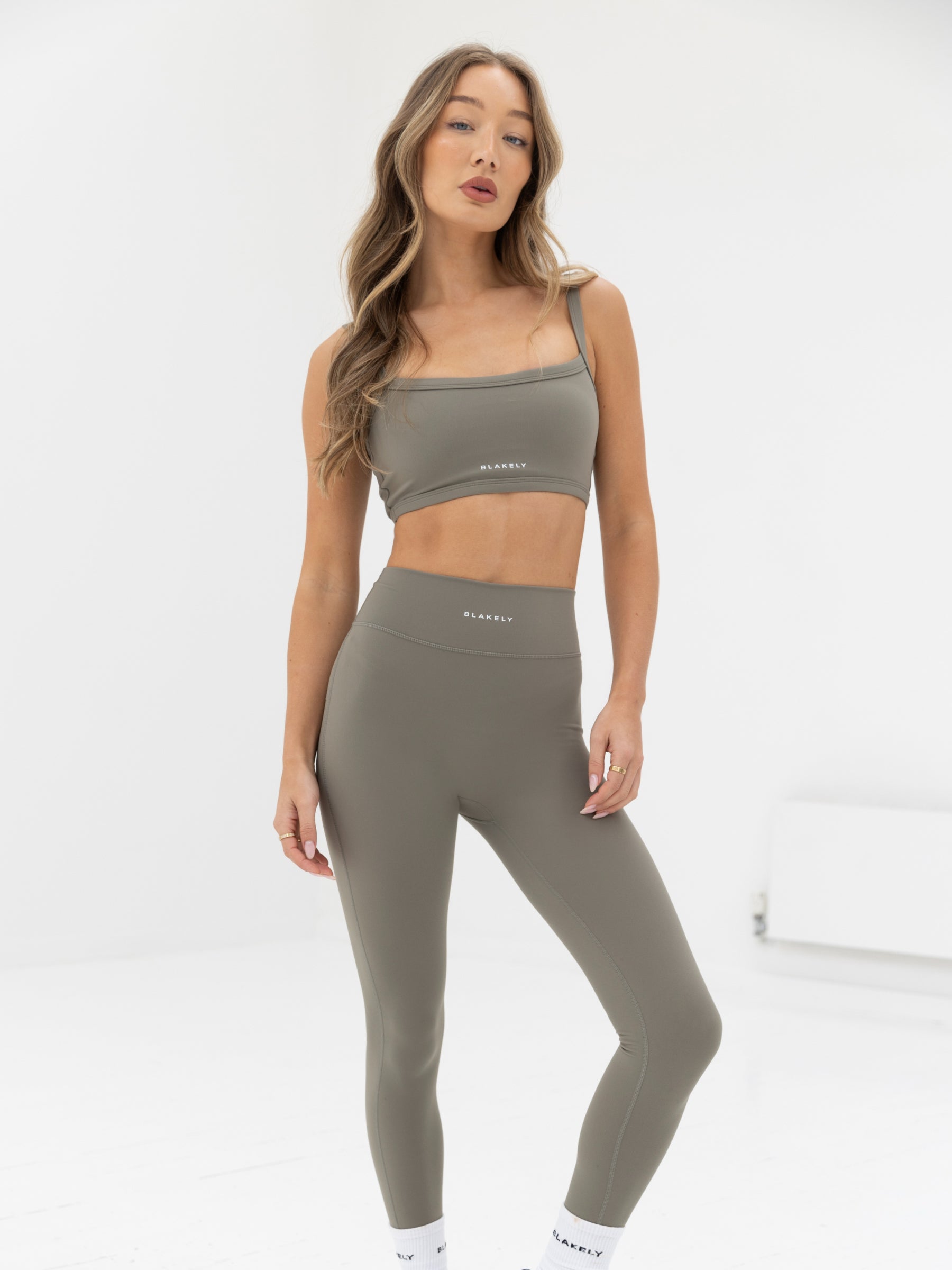 Ultimate Sports Bra & Leggings Set - Safari Green